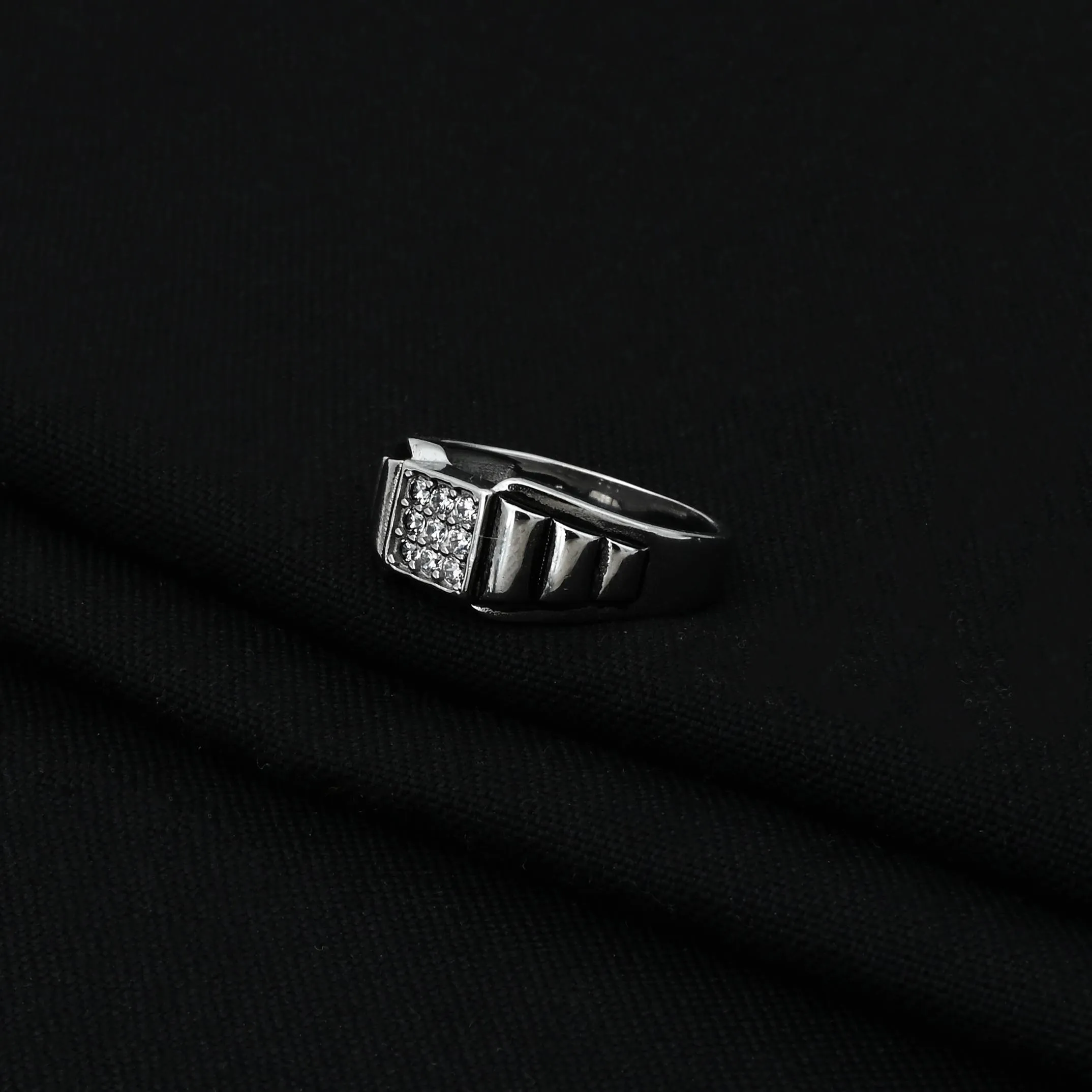 925 Silver "Ultimate Attire" Vintage Statement Menz Ring