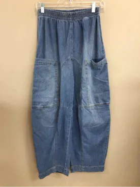 BDG SIZE SMALL Ladies PANTS
