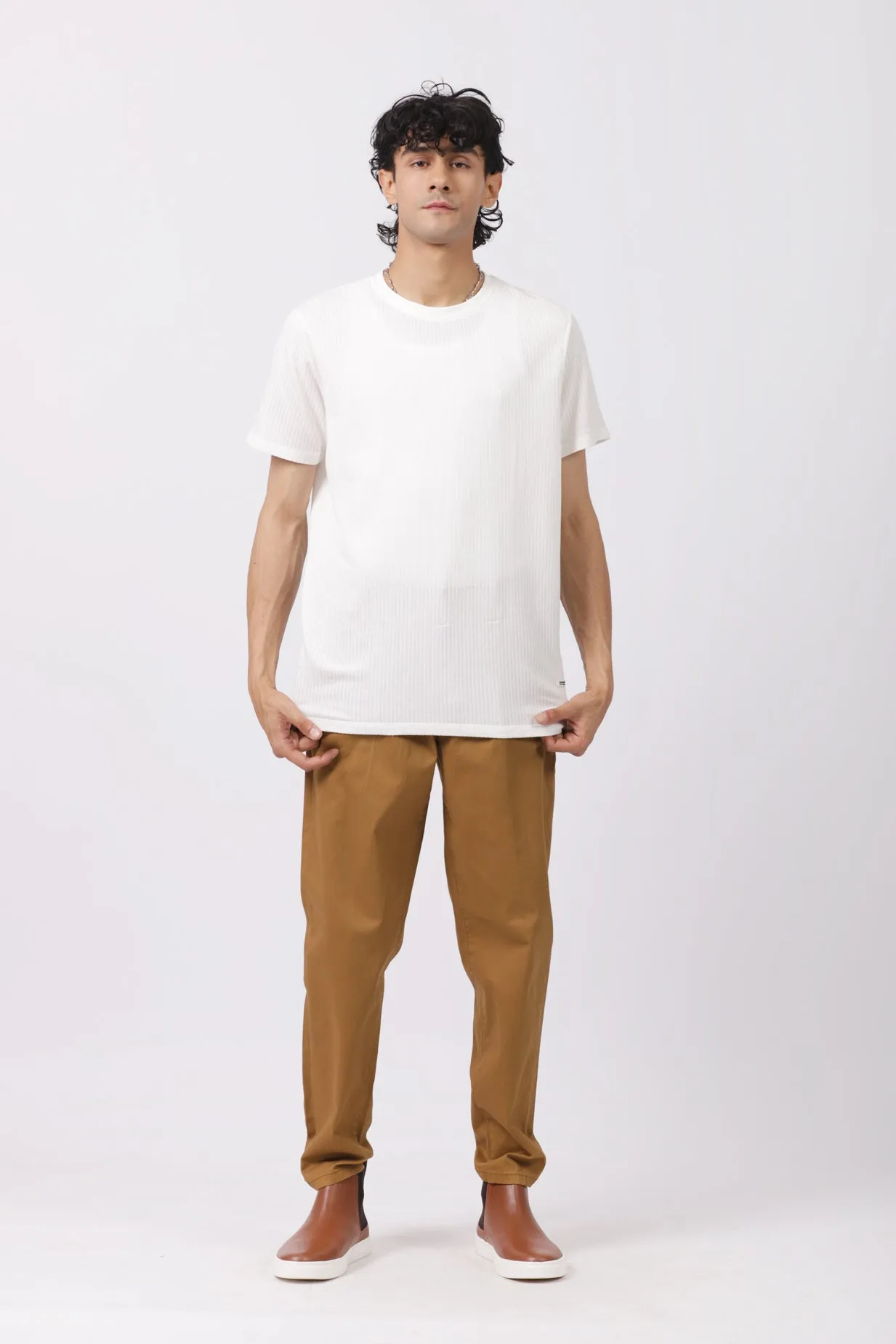 CREW NECK TEXTURED TEE