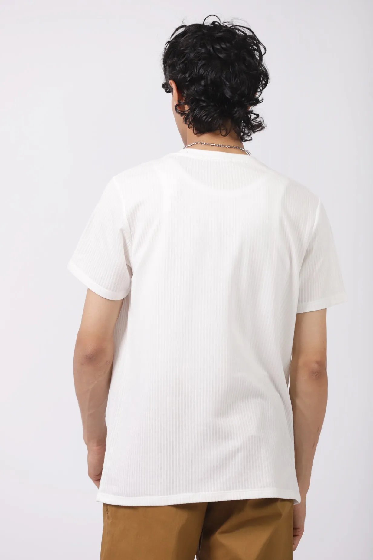 CREW NECK TEXTURED TEE
