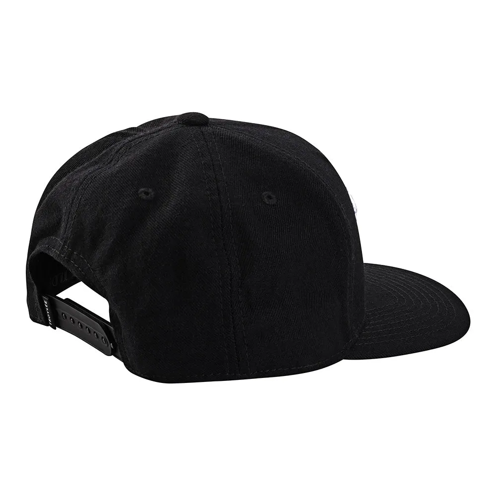 Curved Bill Snapback Bolt Black