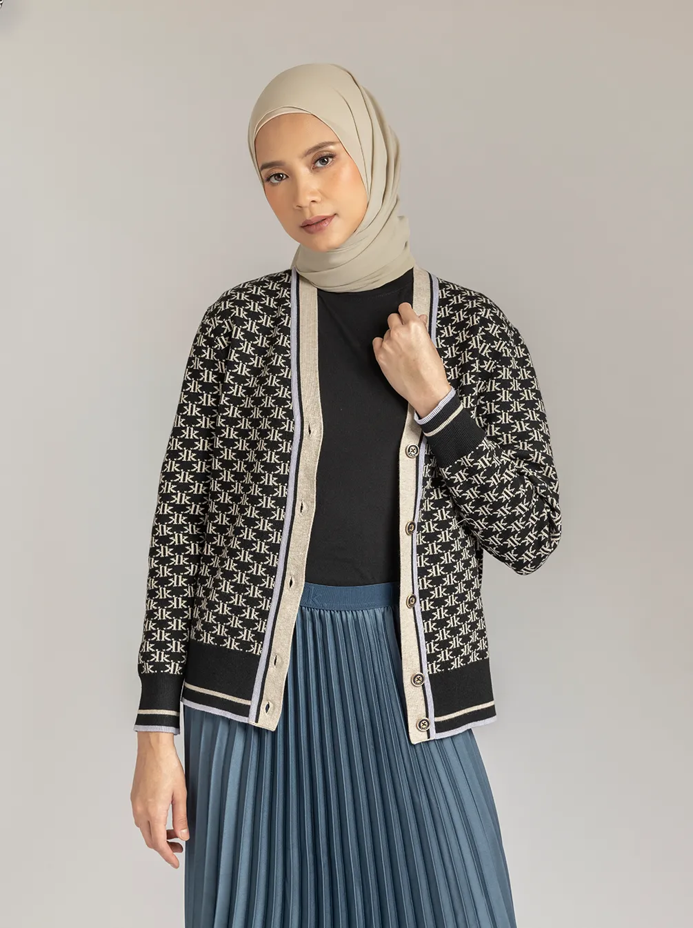 MONOGRAM CARDIGAN OUTER PHANTOM
