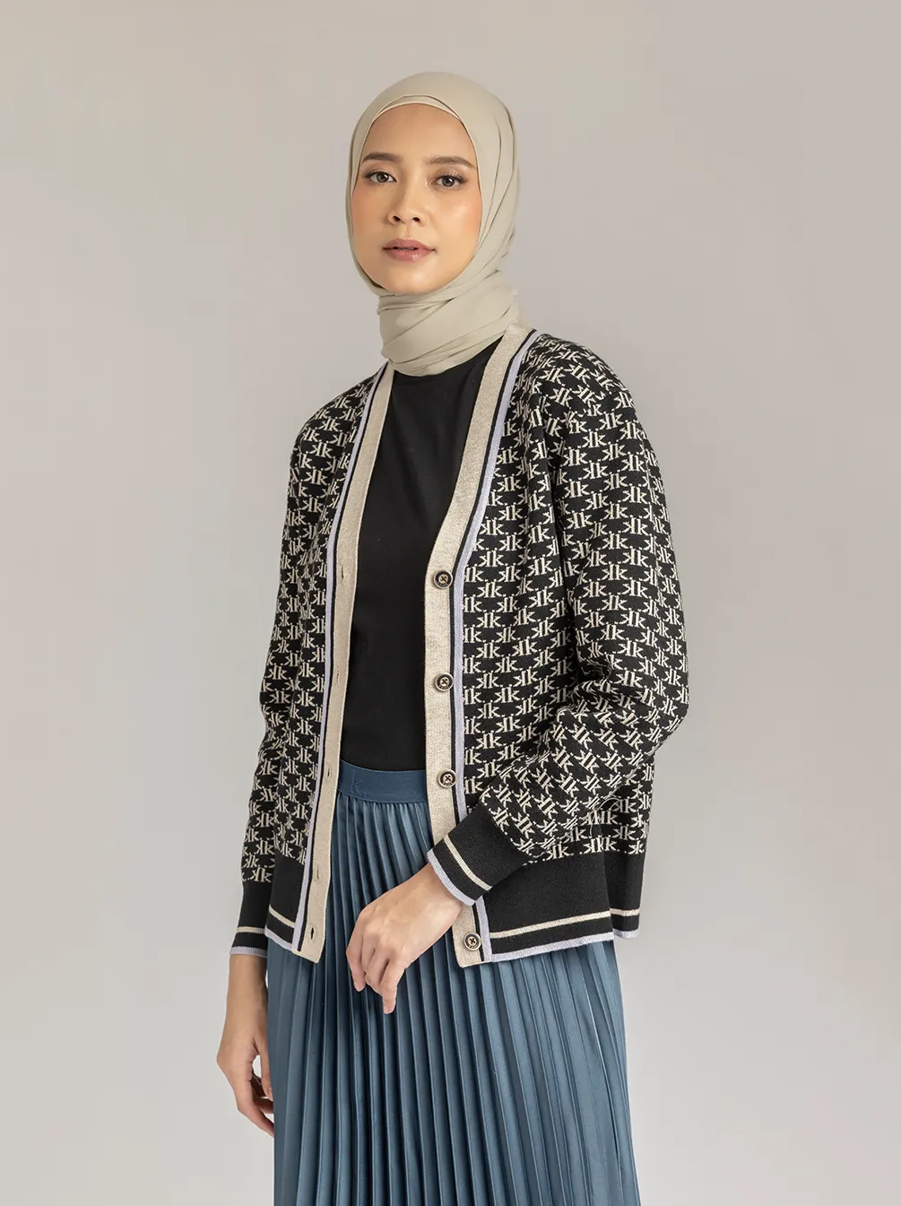 MONOGRAM CARDIGAN OUTER PHANTOM